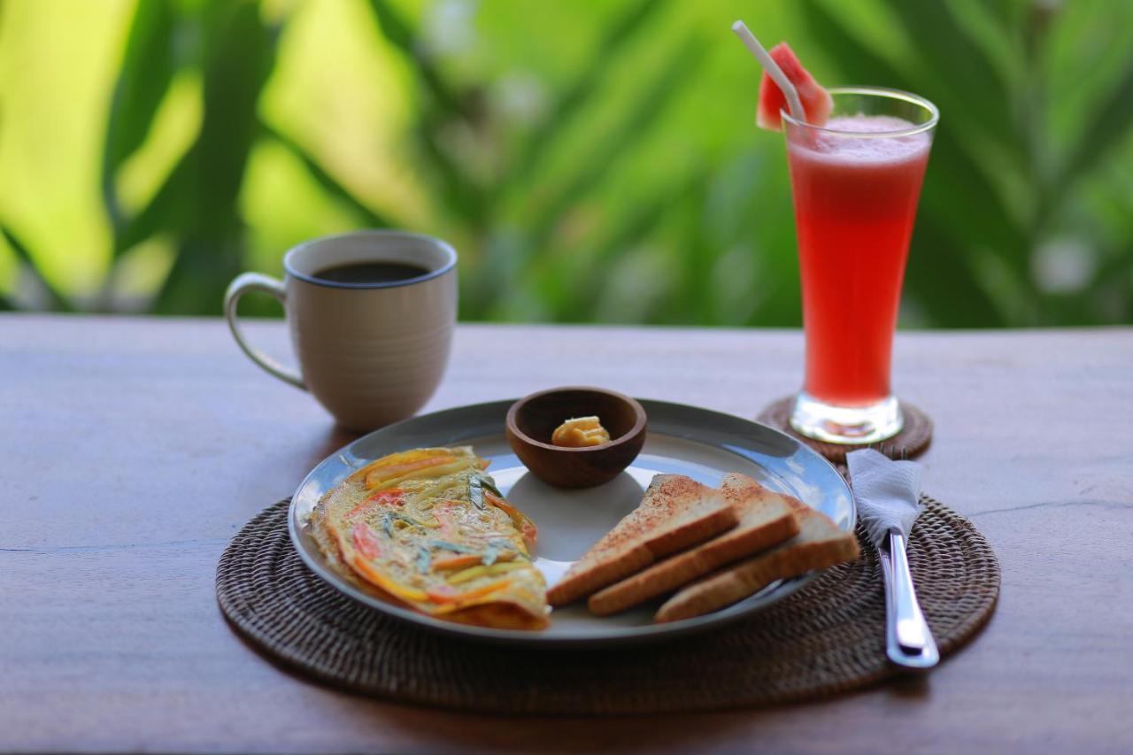 Nirwa Ubud Homestay Exterior foto