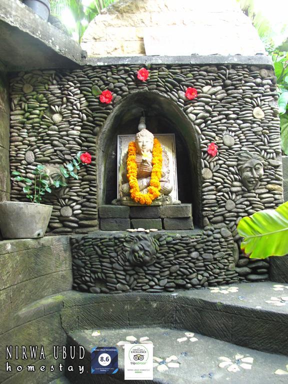 Nirwa Ubud Homestay Exterior foto